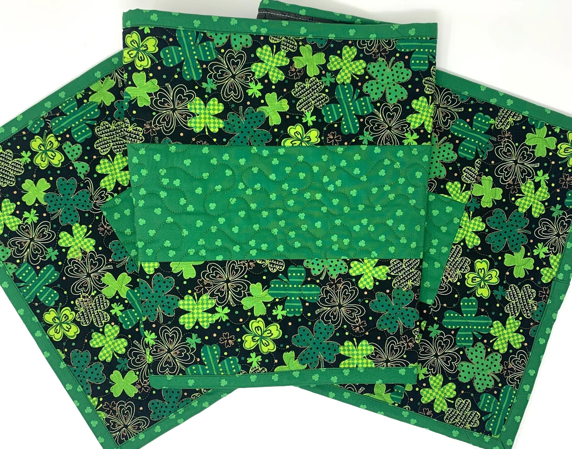 St. Patrick's Day Table Runner, Deep Green, Plaid, St. Paddy's Decoration, Table Runner Quilt, Clovers, Handmade Quilt