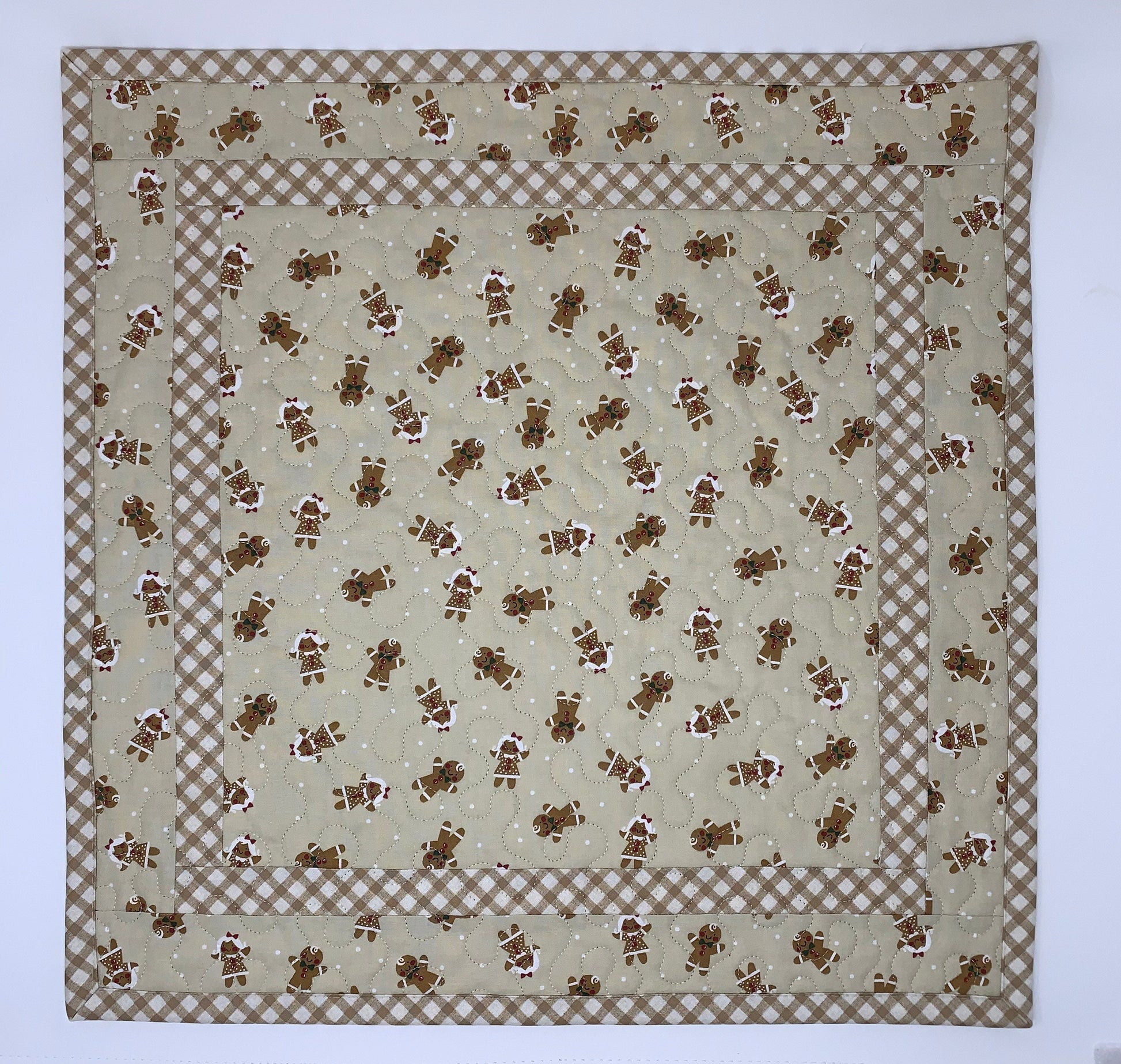 Christmas Table Runner, Table Topper Quilt, Gingerbread Man, Handmade