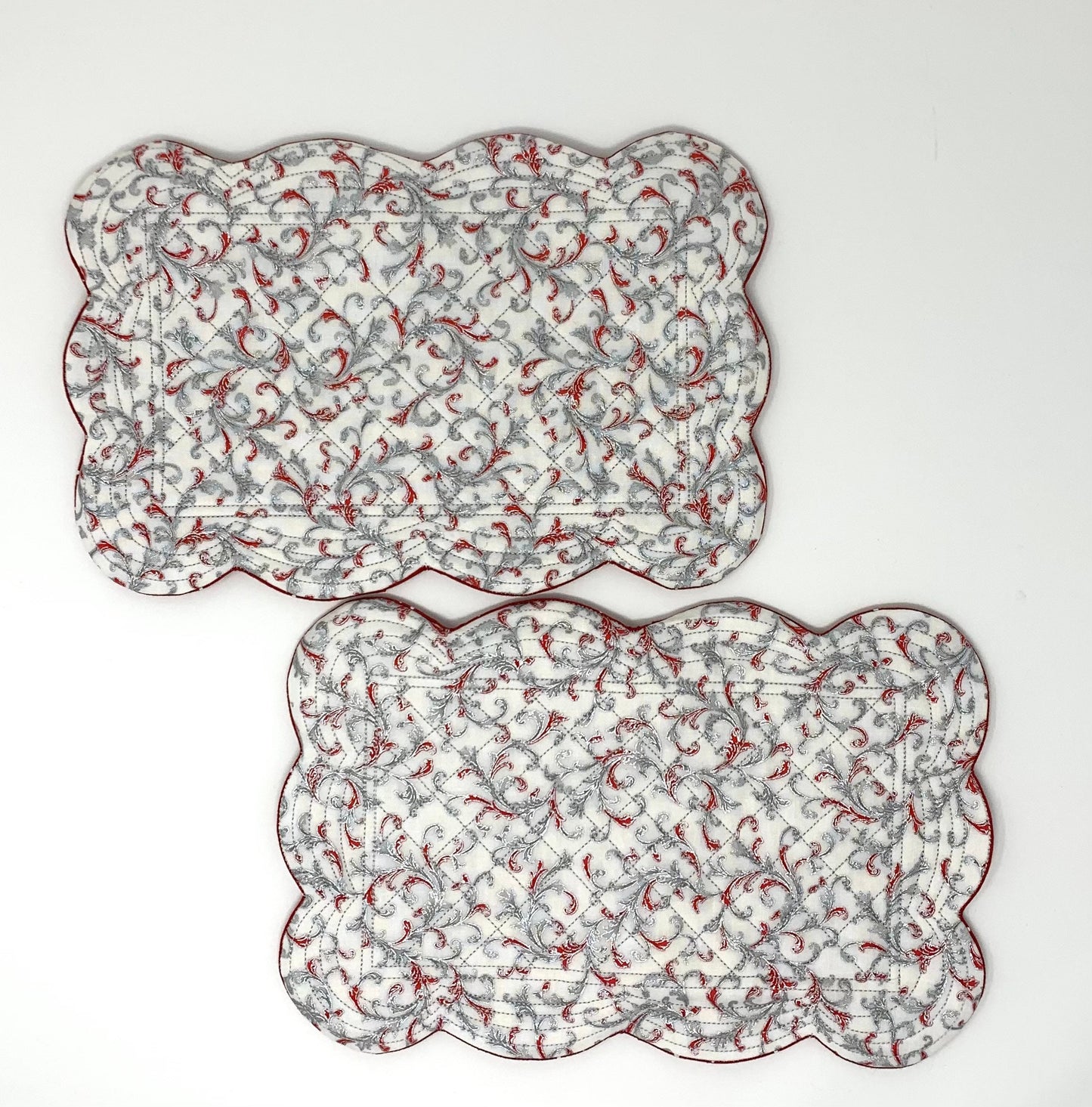 Red White Mug Rug, Set of 2, Christmas, Snack Mat, Place Mat,  Mini Quilt, Scalloped Edge